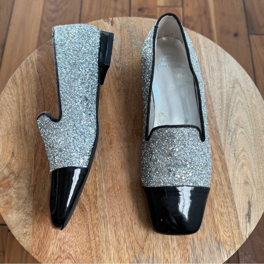 Dee Keller Silver Glitter & Black Patent Cap Toe Smoking Loafers sz: 8